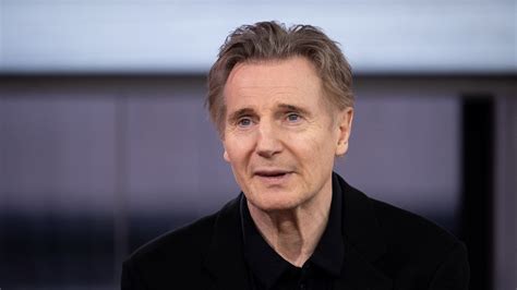 Liam Neeson Still Gets Embarrassed by Sex Scenes:。